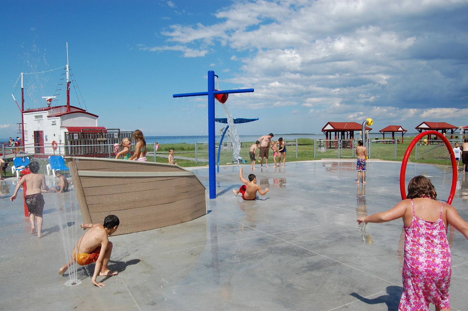 Parc aquatique - Chalets de la plage de Bas-Caraquet
